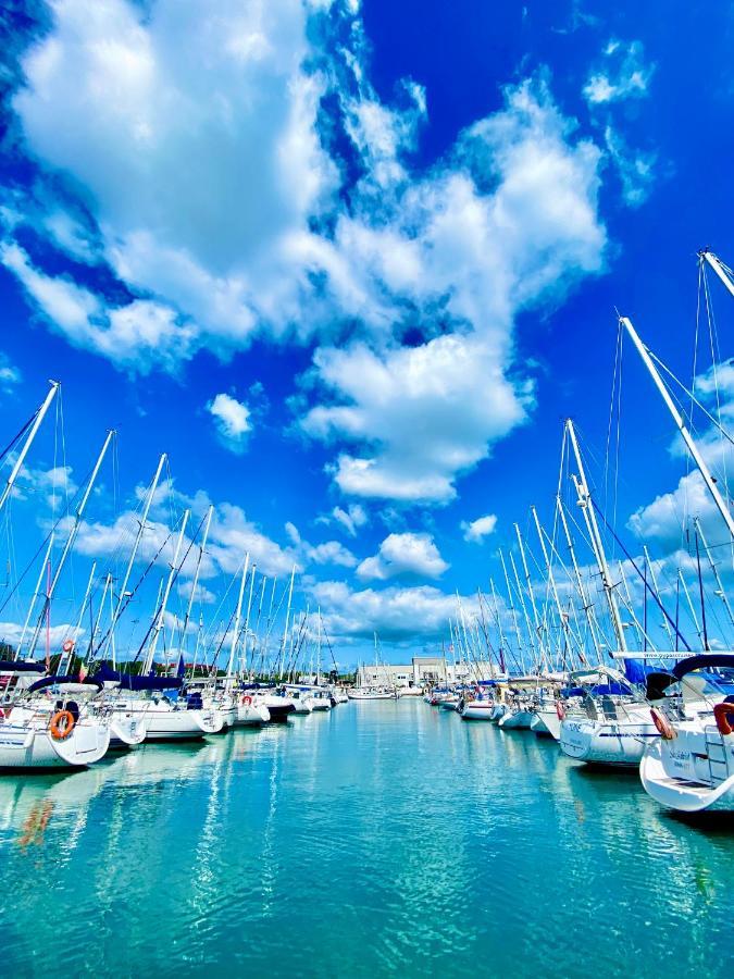 Stay In A Boat - Lisboa Esterno foto