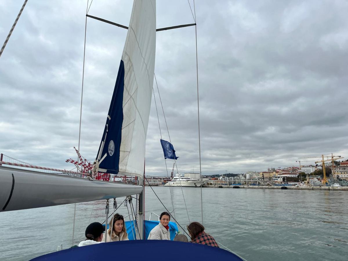 Stay In A Boat - Lisboa Esterno foto