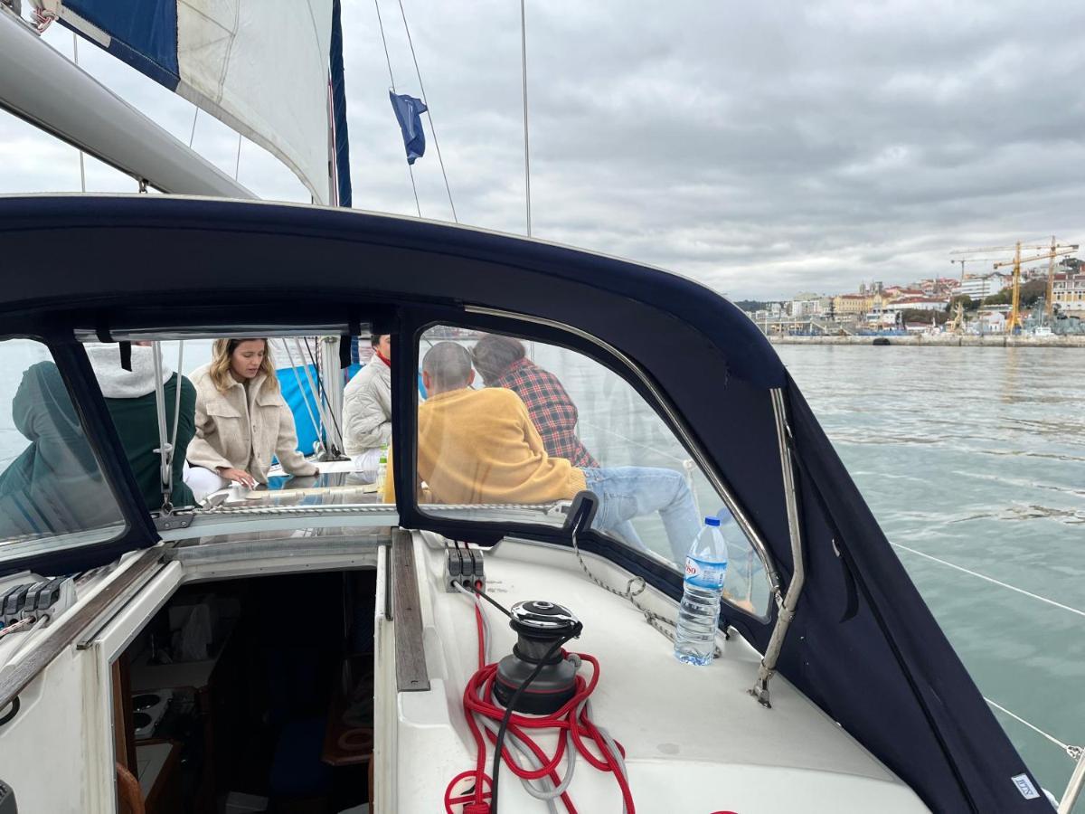 Stay In A Boat - Lisboa Esterno foto